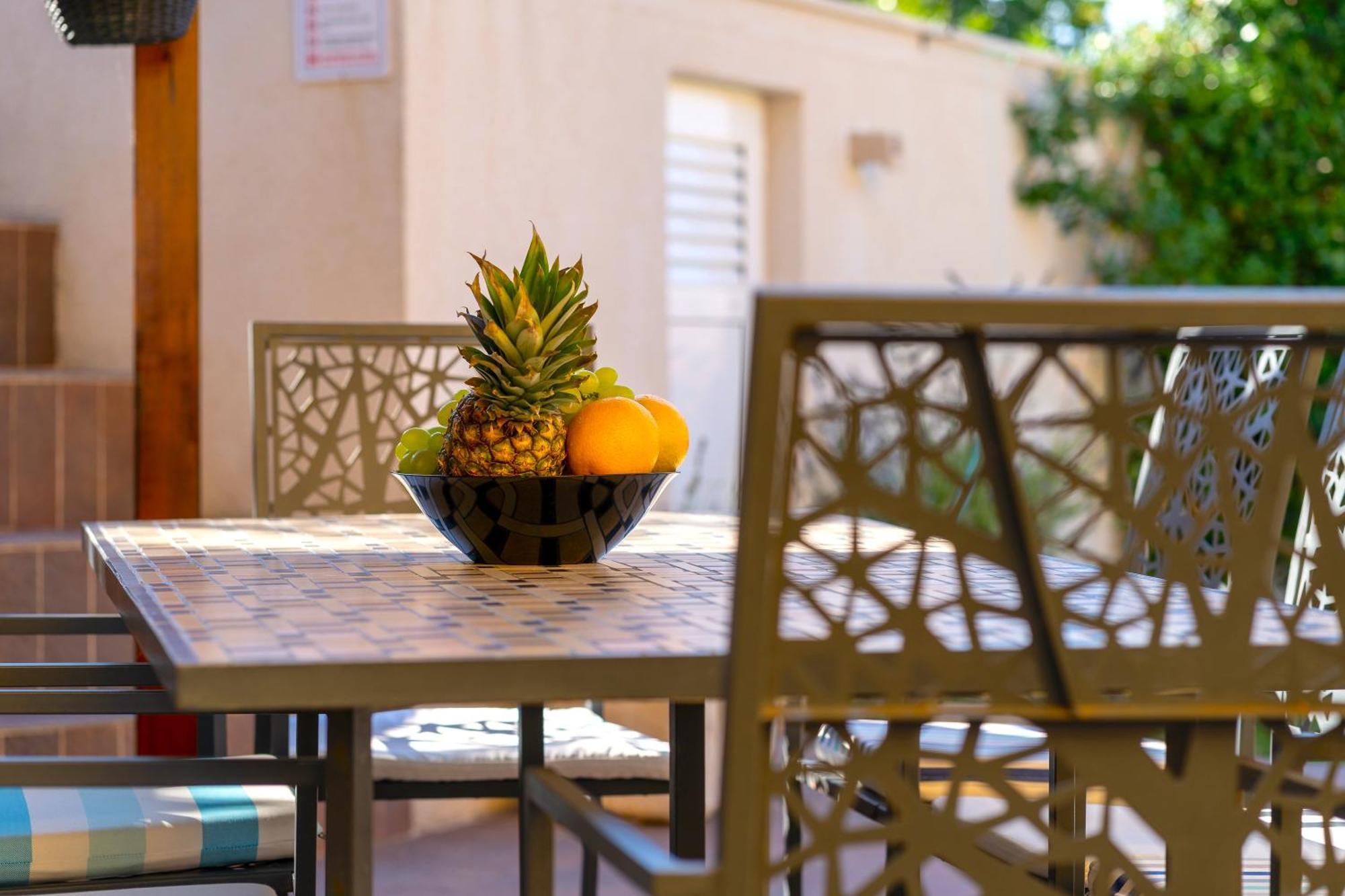 Villa Green Garden Splitska Ngoại thất bức ảnh